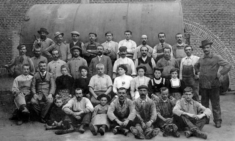 Operai dello stabilimento F.lli Ferrero di Riccardo – Torino, 1894