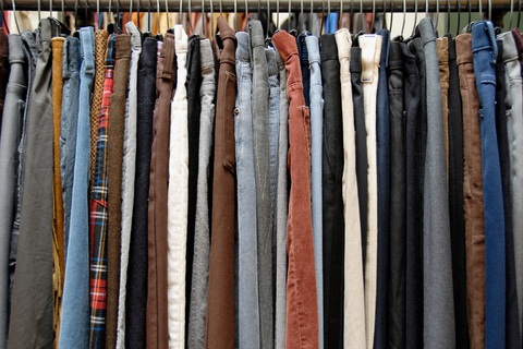 Abiti di un Charity Shop