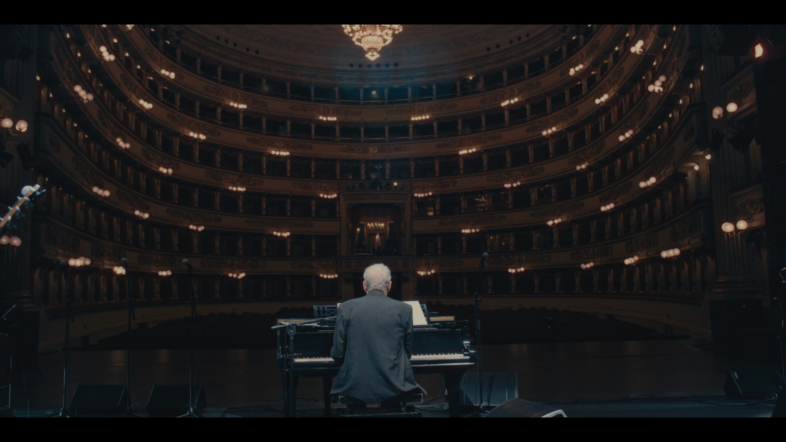 OFF_Paolo Conte alla Scala – Il maestro è nell’ anima_02 – Copia